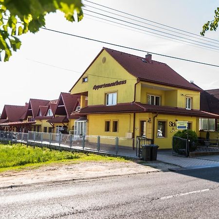 Nemes Apartmanhaz Heviz Luaran gambar