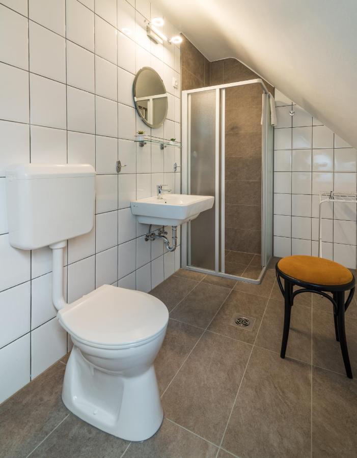 Nemes Apartmanhaz Heviz Luaran gambar