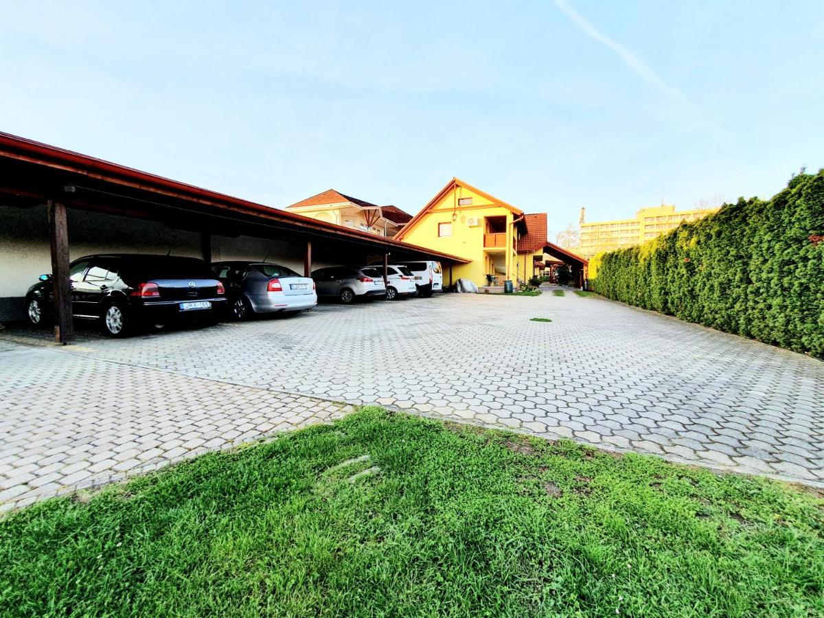 Nemes Apartmanhaz Heviz Luaran gambar
