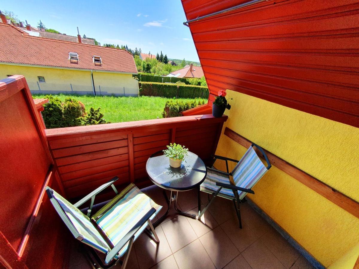 Nemes Apartmanhaz Heviz Luaran gambar