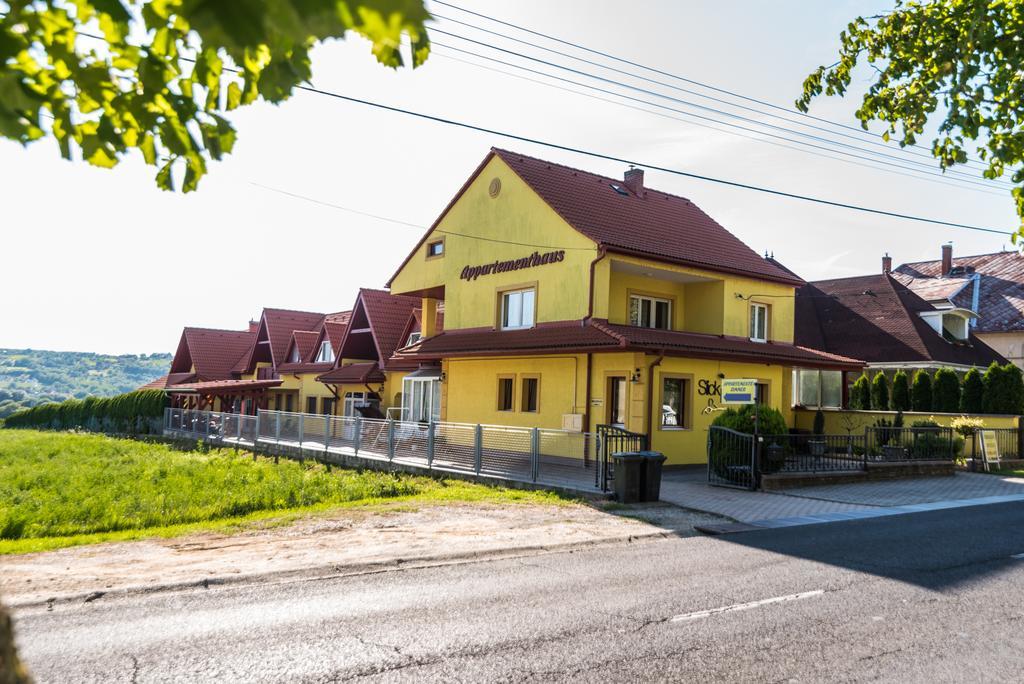Nemes Apartmanhaz Heviz Luaran gambar